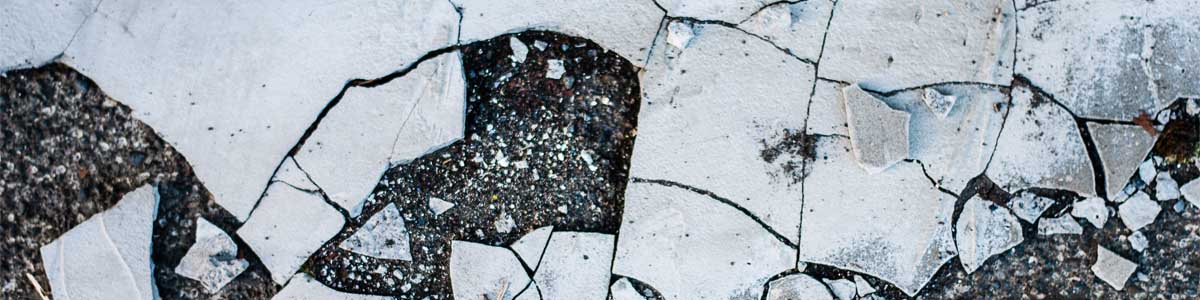 Untitled-2 Feed standing on cracked foundation